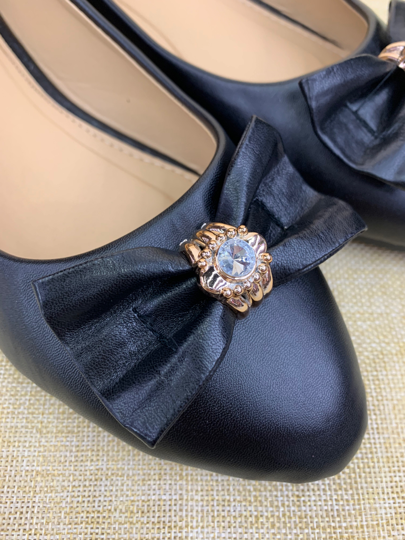 Foreign trade order, 37-42 women&#039;s shoes, stock, all black mother shoes, fashion shoes, low heel flat shoes