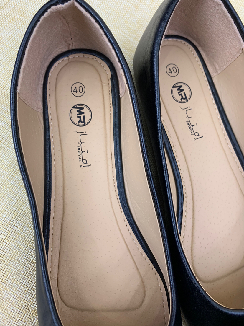 Foreign trade order, 37-42 women's shoes, stock, all black mother shoes, fashion shoes, low heel flat shoes Foreign trade order, 37-42 women's shoes, stock, all black mother shoes, fashion shoes, low heel flat shoes