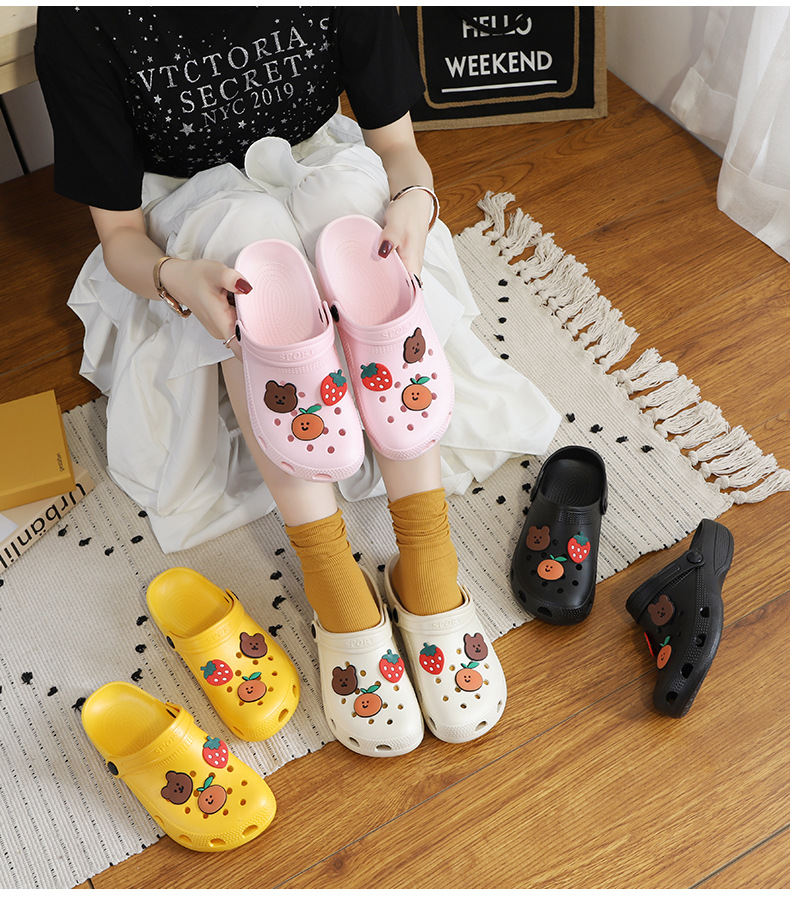 2022 New Summer Hollow out Shoes Women's Slippers Beach Shoes Flat Heel Hollow out Cartoon Breathable Closed Toe Women's Sandals 2022 New Summer Hollow out Shoes Women's Slippers Beach Shoes Flat Heel Hollow out Cartoon Breathable Closed Toe Women's Sandals