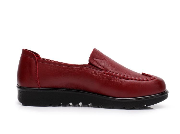 2021 Spring and Autumn New Soft Leather Mom Shoes Women's Flat Soft Bottom Granny Shoes round Toe Middle-Aged and Elderly Leather Shoes