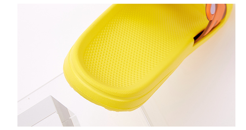 High Quality New Eco-friendly EVA High Elastic Rubber and Plastic Parent-Child Adult and Children Home Bathroom Bath Sandals High Quality New Eco-friendly EVA High Elastic Rubber and Plastic Parent-Child Adult and Children Home Bathroom Bath Sandals