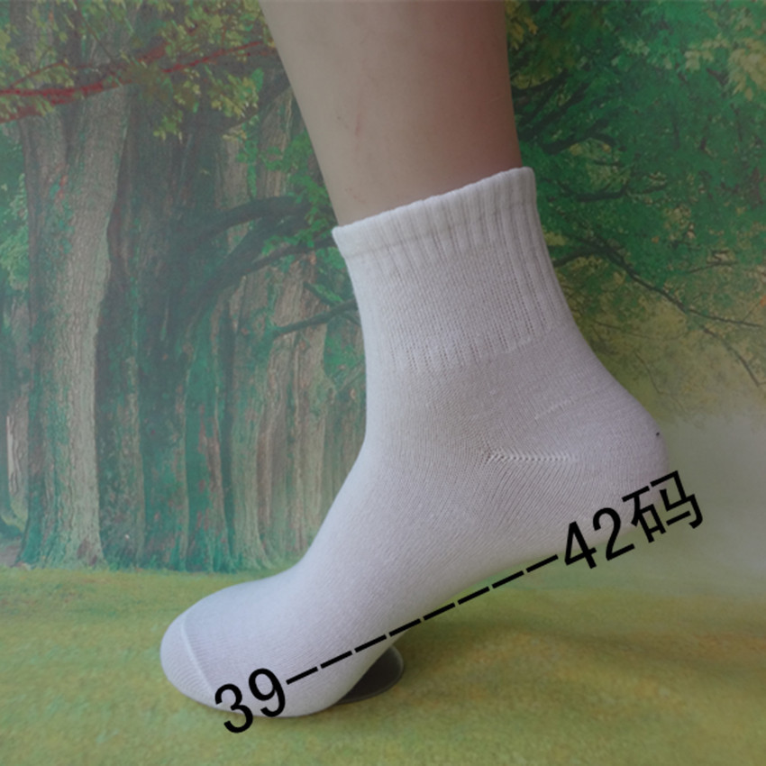 Independent Packaging Wholesale Foot Bath Gift Polyester Men&#039;s and Women&#039;s Mid-Calf Socks Athletic Socks Four Seasons Gift Socks Black White Gray Socks