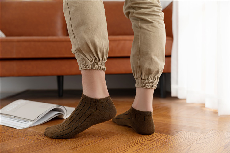 Socks Men's MidCalf Length Sock Street Vendor Stocks Men's Socks and Women's Socks Ankle Socks Four Seasons Wearable Socks Men's MidCalf Length Sock Street Vendor Stocks Men's Socks and Women's Socks Ankle Socks Four Seasons Wearable