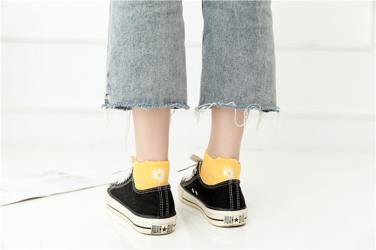 Socks Men's MidCalf Length Sock Street Vendor Stocks Men's Socks and Women's Socks Ankle Socks Four Seasons Wearable Socks Men's MidCalf Length Sock Street Vendor Stocks Men's Socks and Women's Socks Ankle Socks Four Seasons Wearable
