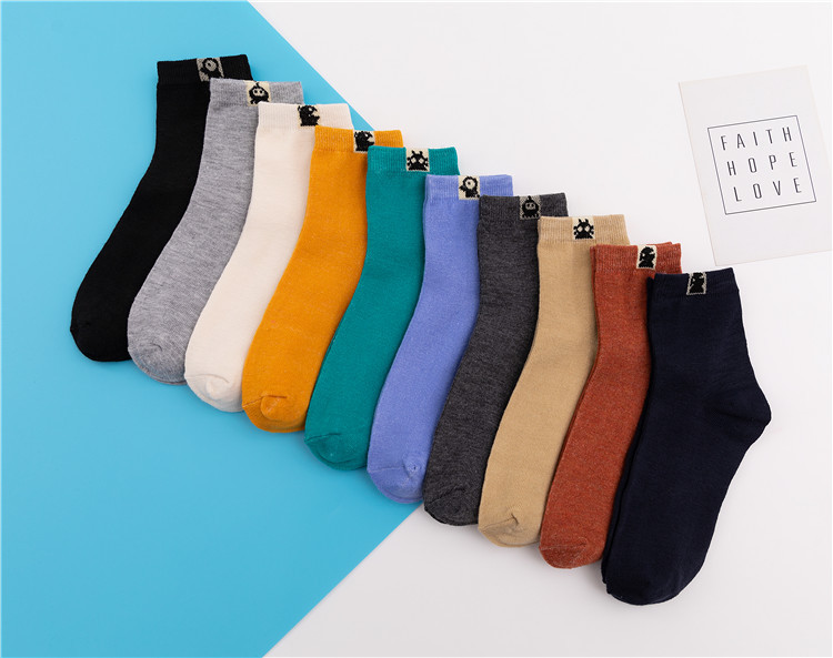 Socks Men's MidCalf Length Sock Street Vendor Stocks Men's Socks and Women's Socks Ankle Socks Four Seasons Wearable Socks Men's MidCalf Length Sock Street Vendor Stocks Men's Socks and Women's Socks Ankle Socks Four Seasons Wearable