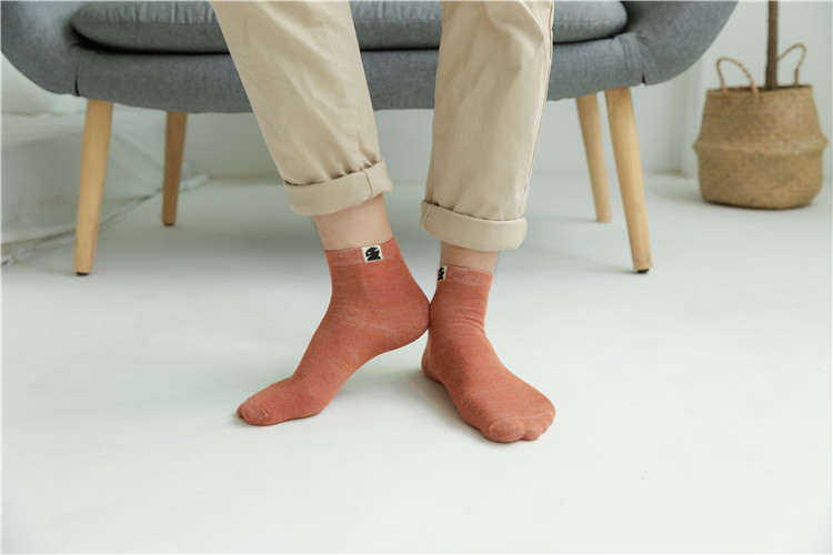 Socks Men's MidCalf Length Sock Street Vendor Stocks Men's Socks and Women's Socks Ankle Socks Four Seasons Wearable Socks Men's MidCalf Length Sock Street Vendor Stocks Men's Socks and Women's Socks Ankle Socks Four Seasons Wearable