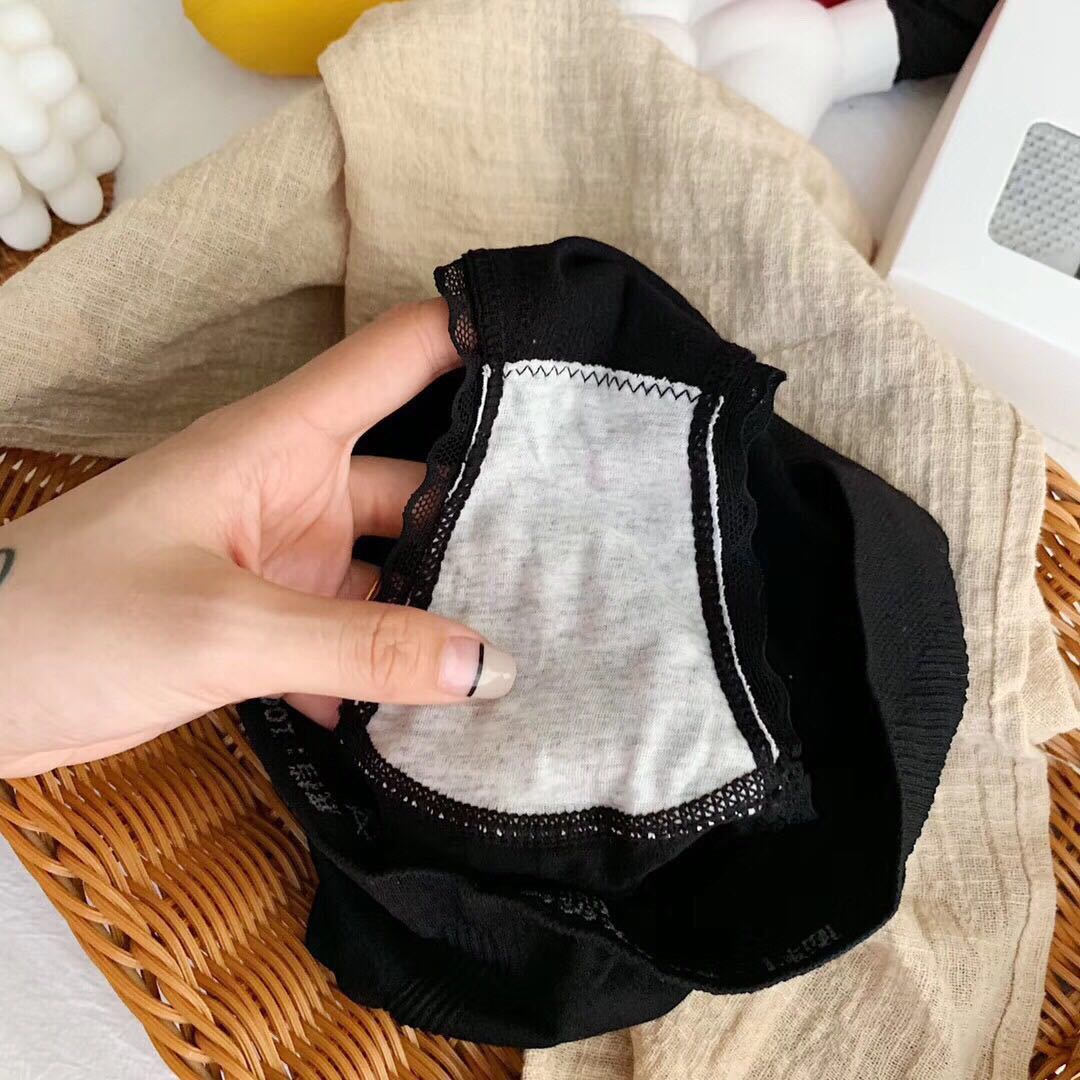 Warm Pants 2.0 Traceless Mid Waist Hip Lifting Breathable Underwear Women's Honeycomb Second Generation Lace Cotton Crotch Women's Briefs Warm Pants 2.0 Traceless Mid Waist Hip Lifting Breathable Underwear Women's Honeycomb Second Generation Lace Cotton Crotch Women's Briefs