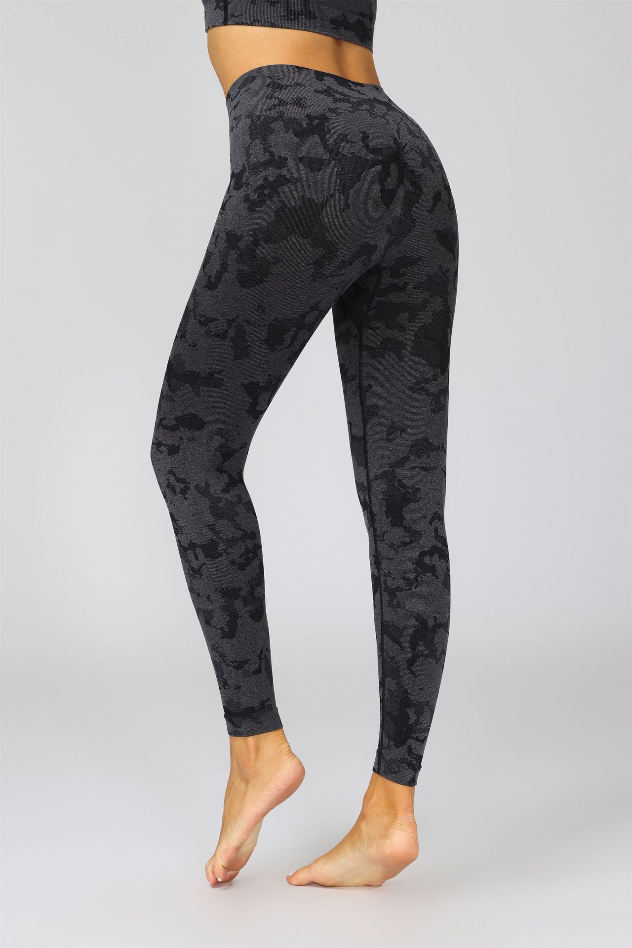 2021 Cross-Border AliExpress New Camouflage Seamless Ninth Pants Tiger Pattern Fitness Pants Yoga Clothes Bra Trousers Suit 2021 Cross-Border AliExpress New Camouflage Seamless Ninth Pants Tiger Pattern Fitness Pants Yoga Clothes Bra Trousers Suit
