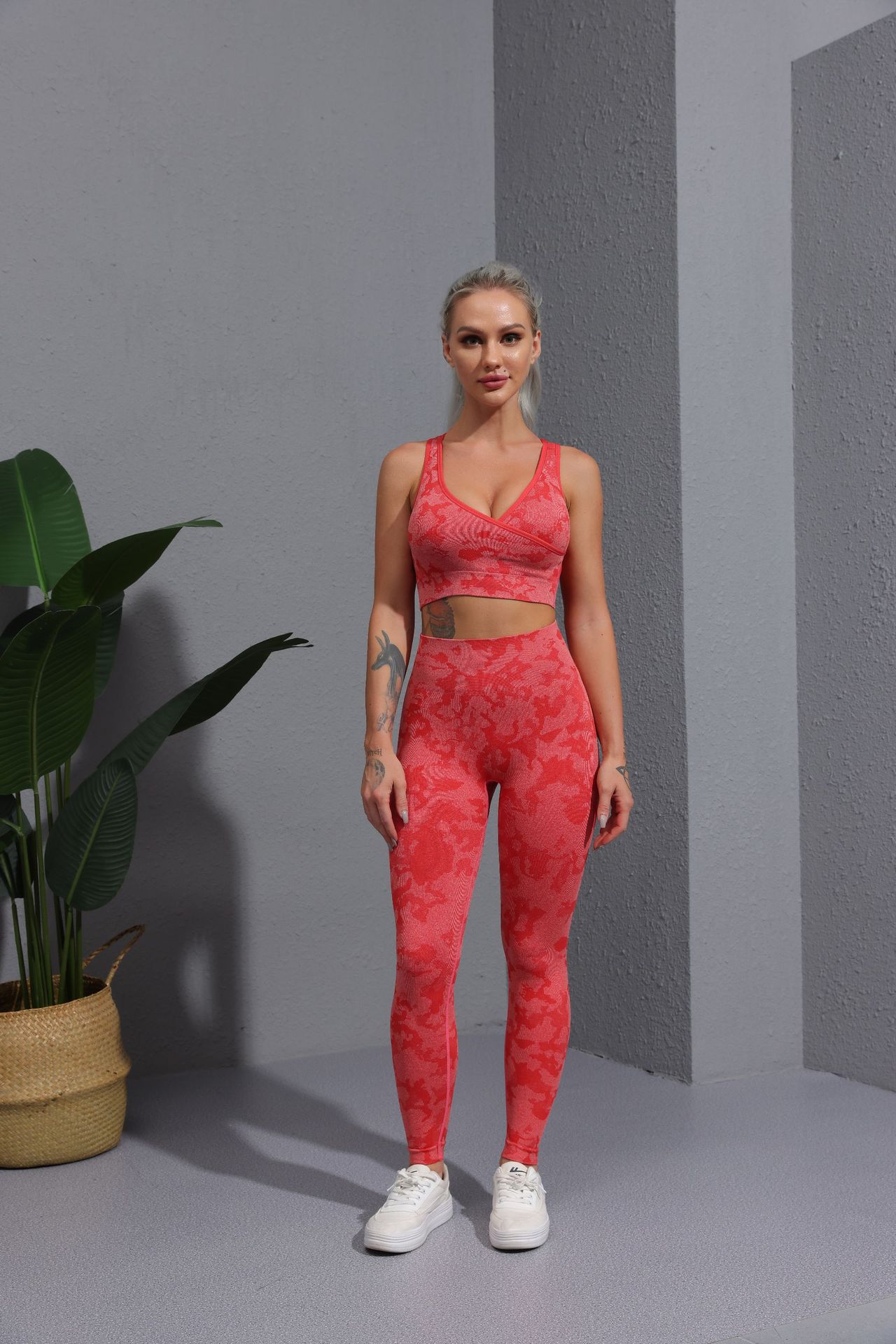 2021 Cross-Border AliExpress New Camouflage Seamless Ninth Pants Tiger Pattern Fitness Pants Yoga Clothes Bra Trousers Suit 2021 Cross-Border AliExpress New Camouflage Seamless Ninth Pants Tiger Pattern Fitness Pants Yoga Clothes Bra Trousers Suit