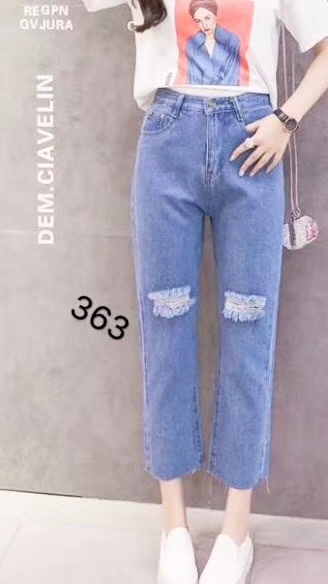 High waist wide leg jeans new style baggy slim cropped trousers with flared horns and wide legs High waist wide leg jeans new style baggy slim cropped trousers with flared horns and wide legs