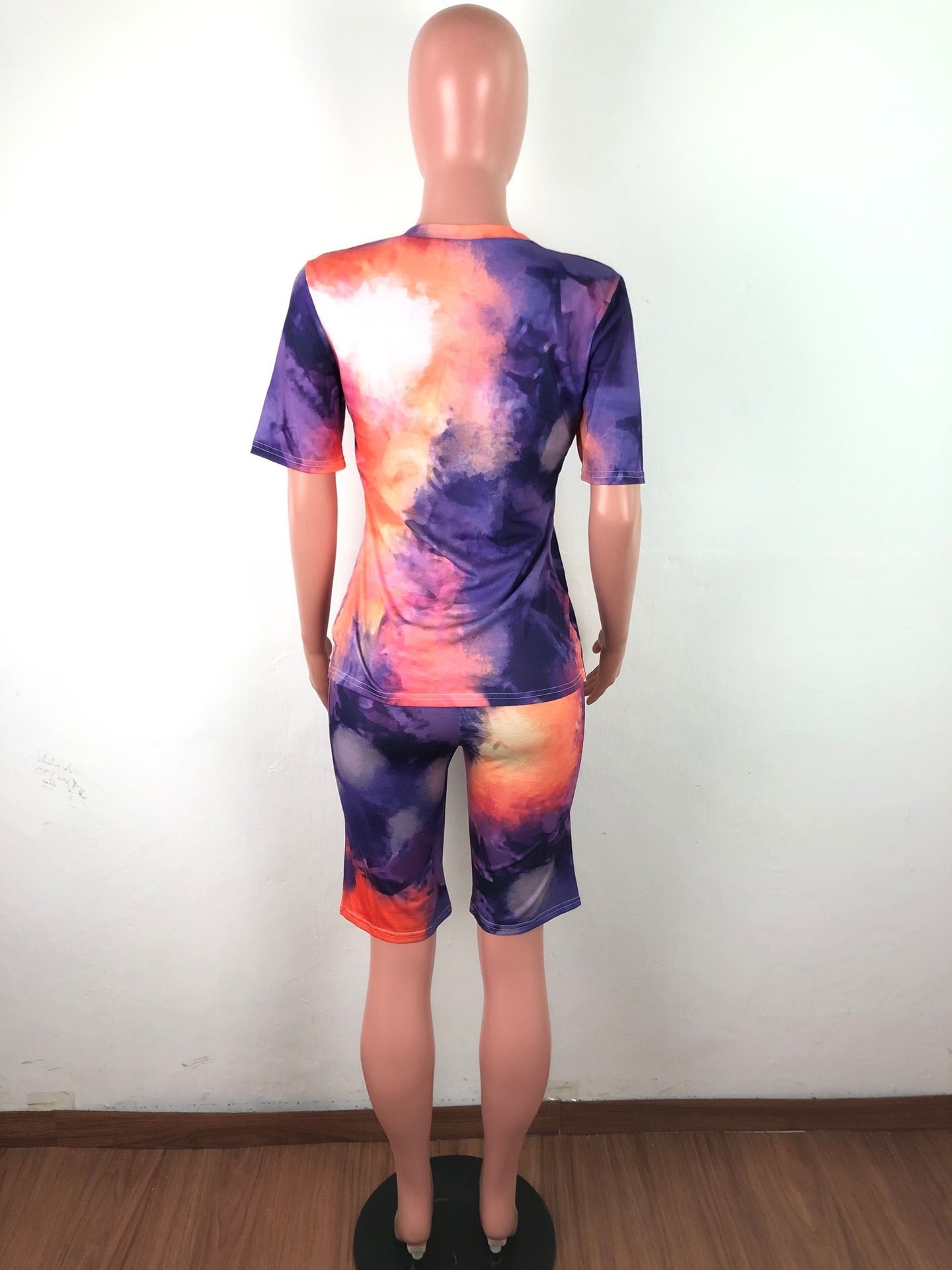 XM6088 women's wear tiedye round collar casual fashion home sports suit twopiece (including face mask) XM6088 women's wear tiedye round collar casual fashion home sports suit twopiece (including face mask)