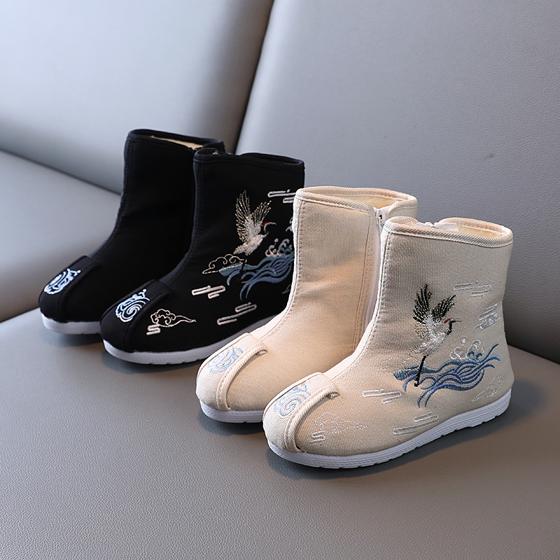 Old Beijing Cloth Shoes Children&#039;s Embroidered Shoes Boys the Han-Style Clothing Shoes Boots Chinese Style Ancient Costume New Year Performance Shoes