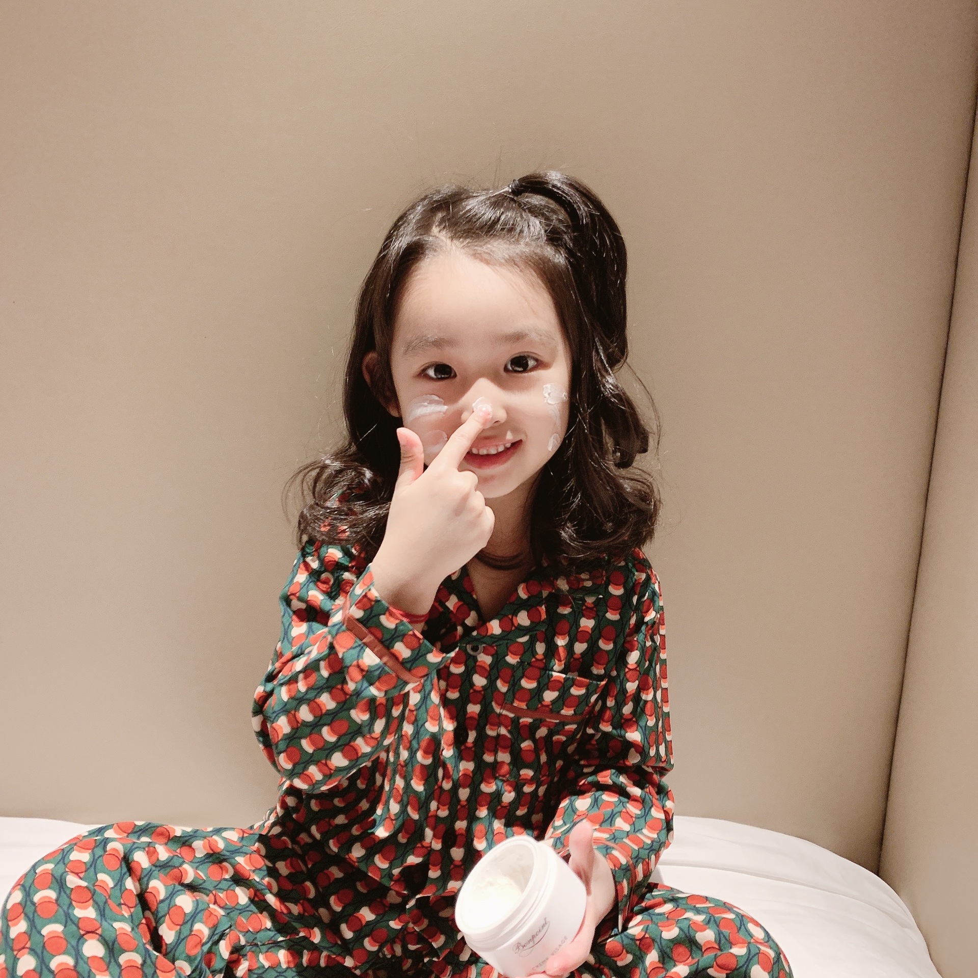 2021 Autumn and Winter New European and American Style Children's Clothing Boys and Girls Retro Printed Cotton Suit Pajamas Air Conditioning Clothes 2021 Autumn and Winter New European and American Style Children's Clothing Boys and Girls Retro Printed Cotton Suit Pajamas Air Conditioning Clothes