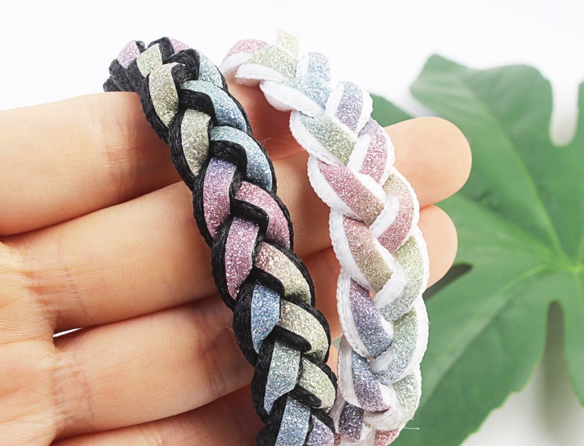 Holographic reflection net red little lion bracelet douyin with a student lovers knitting shoelace color hand rope wholesale Holographic reflection net red little lion bracelet douyin with a student lovers knitting shoelace color hand rope wholesale