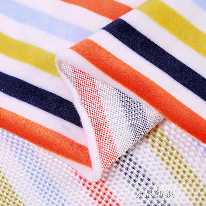 Crystal fleece spot ying le fleece printed fabric Crystal flannelette knitted fabric home wear home textile fabric customization