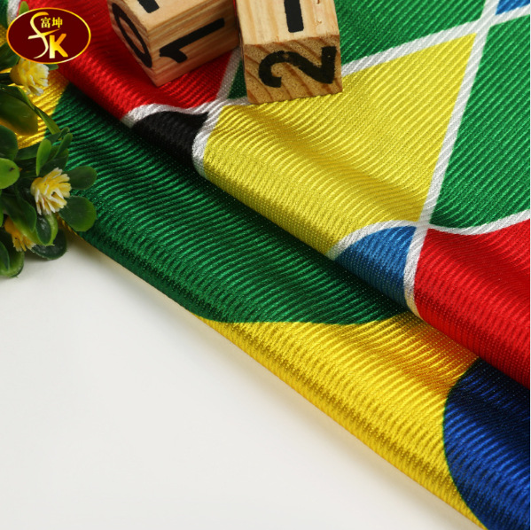 Spot popular printing warp knitted fabric all polyester warp knitted light flat fabric can be hot silver/gold processing