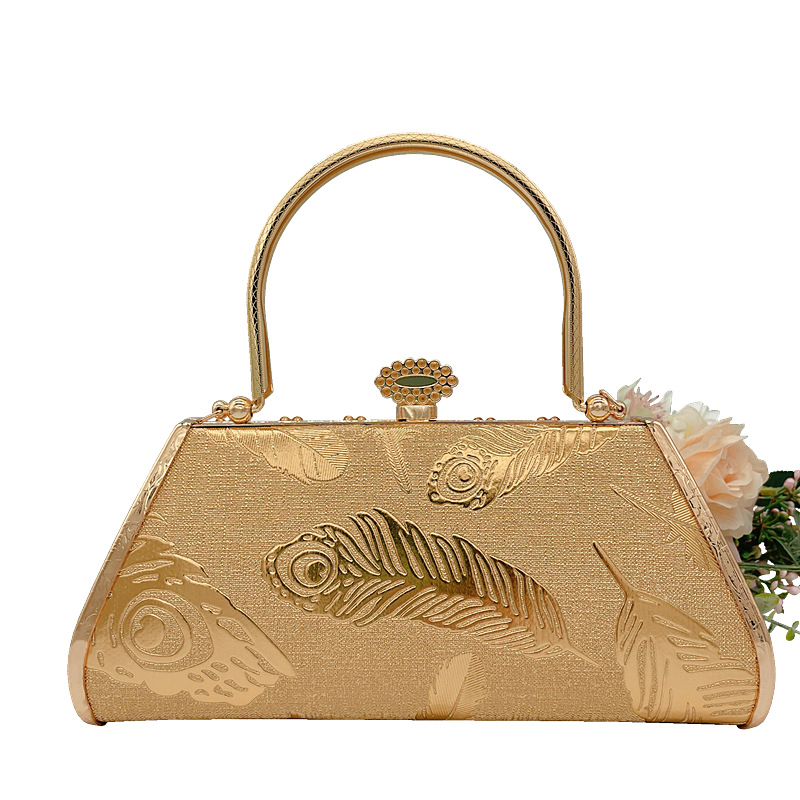 Classic Rhinestone Handbag Single-Sided Diamond Princess Bag Dinner Dress Garment Bag Night Show Brief Case Can Hold Mobile Phone Lipstick Classic Rhinestone Handbag Single-Sided Diamond Princess Bag Dinner Dress Garment Bag Night Show Brief Case Can Hold Mobile Phone Lipstick