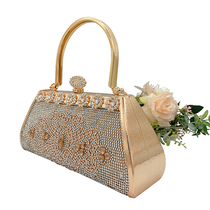 Classic Rhinestone Handbag Single-Sided Diamond Princess Bag Dinner Dress Garment Bag Night Show Brief Case Can Hold Mobile Phone Lipstick Classic Rhinestone Handbag Single-Sided Diamond Princess Bag Dinner Dress Garment Bag Night Show Brief Case Can Hold Mobile Phone Lipstick