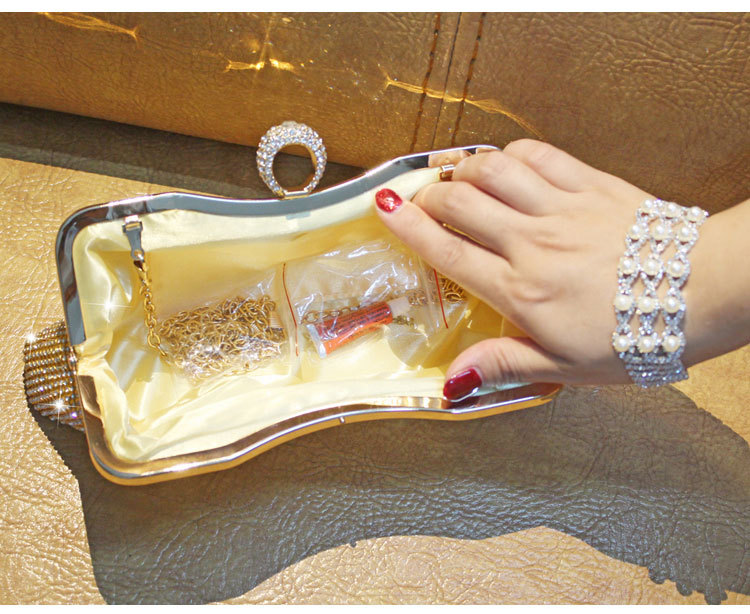 Ring wan yan bao Diamond Clutch Diamond Banquet Bag Dress Garment Bag Women's Handbag Crossbady Handbag 064 Ring wan yan bao Diamond Clutch Diamond Banquet Bag Dress Garment Bag Women's Handbag Crossbady Handbag 064