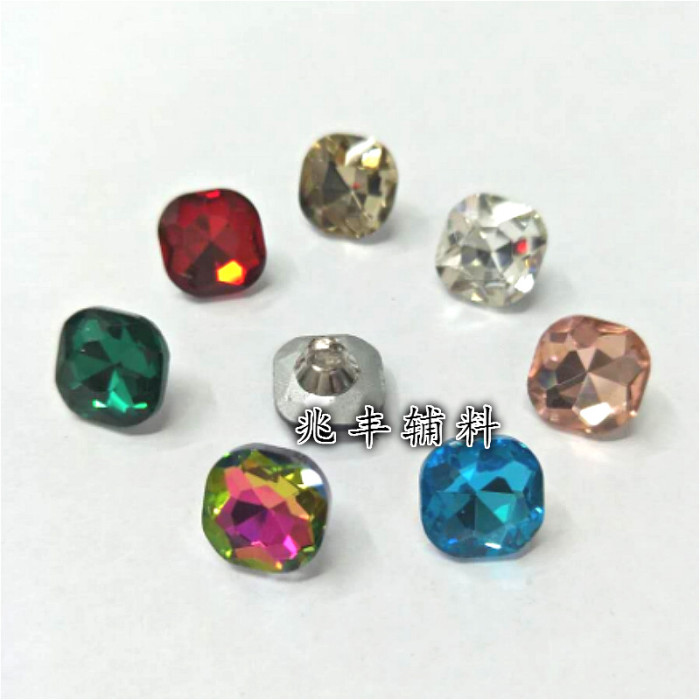 Wholesale diamond crystal button button button garment accessories glass drill Wholesale diamond crystal button button button garment accessories glass drill