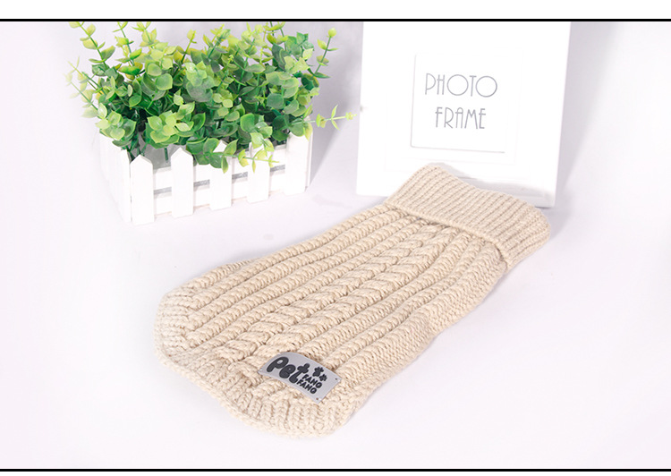 Manufacturers direct autumn and winter thickening pet clothing acrylic dog line coat cat and dog two - legged sweater