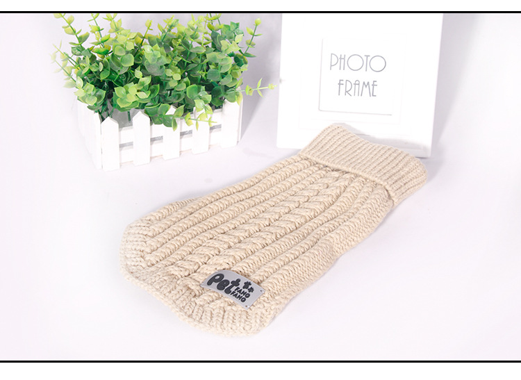 Manufacturers direct autumn and winter thickening pet clothing acrylic dog line coat cat and dog two - legged sweater