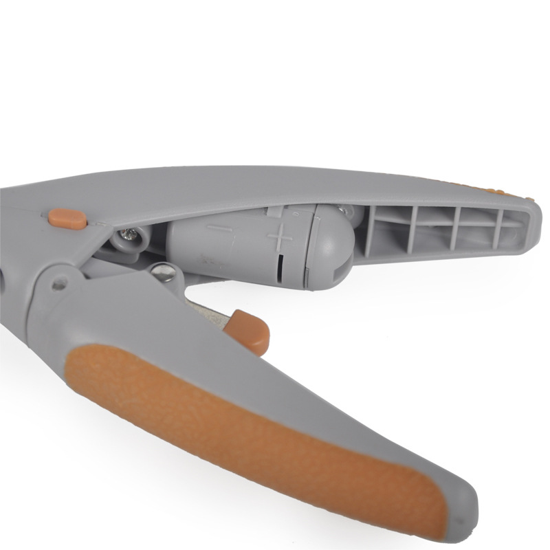 New Pet Nail Clipper Cat and Dog Nail Clippers with Light Large, Medium and Small Pet Nail Beauty Product for Pet