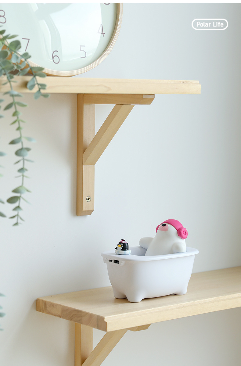 2021 New Polar Species Adorable Pet Hot USB Home Office Bathtub Bath Bear Humidifier
