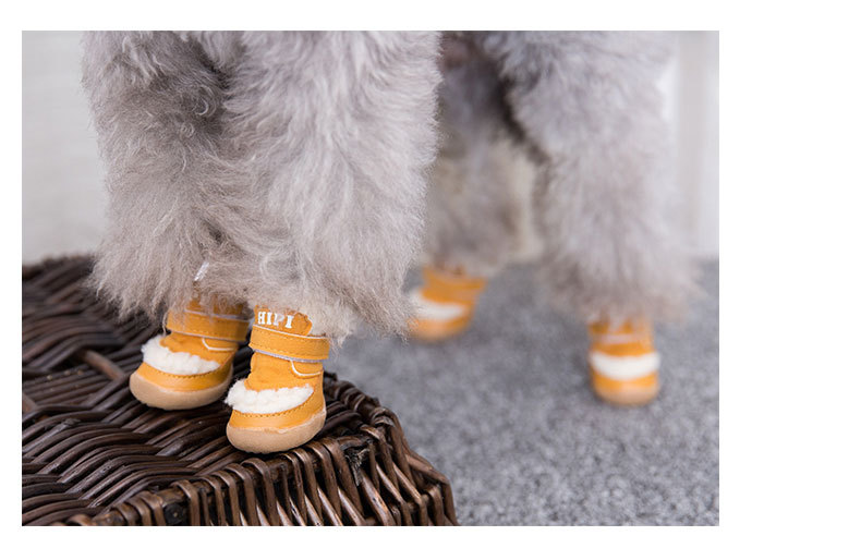 New Pet Shoes Winter Thick Cotton Shoes Warm Non-Slip Set of 4 Teddy Bear Small Dogs Dog Shoes New Pet Shoes Winter Thick Cotton Shoes Warm Non-Slip Set of 4 Teddy Bear Small Dogs Dog Shoes