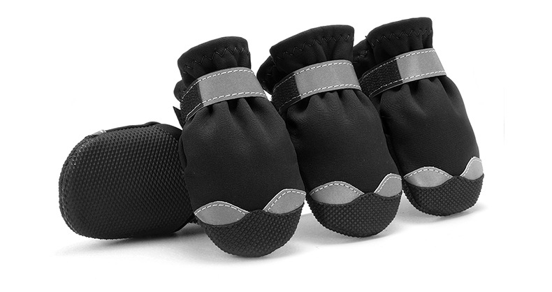 Lambeau manufacturers direct pet shoes waterproof, anti - skid wear - resisting dog snow boots cross - border hot sales four seasons