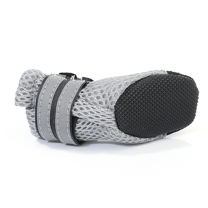 Lambeau pet shoes new summer manufacturers supply mesh shoes breathable leisure hot dog shoes small and medium-sized dogs