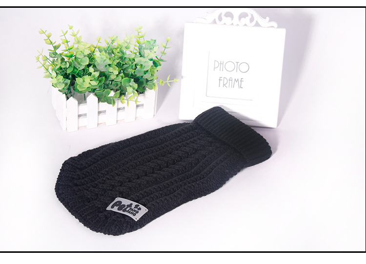 Manufacturers direct autumn and winter thickening pet clothing acrylic dog line coat cat and dog two - legged sweater