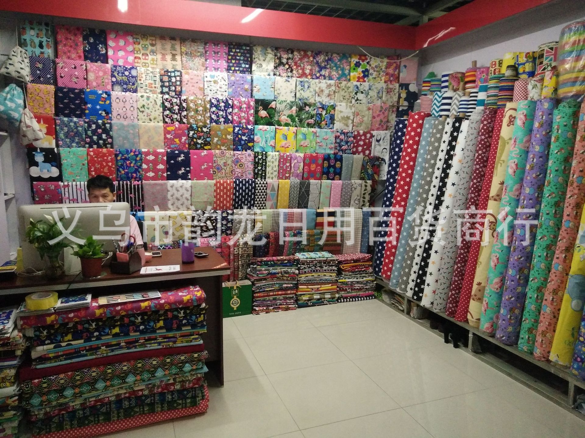 Factory direct cotton printed canvas pet sofa luggage apron cloth Factory direct cotton printed canvas pet sofa luggage apron cloth