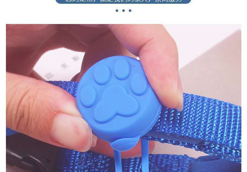 PET Soft Silicone Collar Bell Led Light Flasher Chest Back Luminous Pendant Night Safety Light Walking Cat Dog Supplies PET Soft Silicone Collar Bell Led Light Flasher Chest Back Luminous Pendant Night Safety Light Walking Cat Dog Supplies