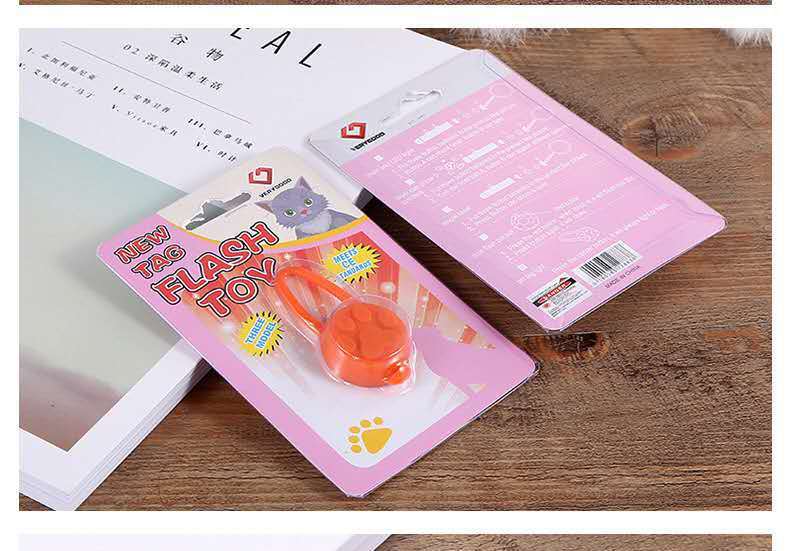 PET Soft Silicone Collar Bell Led Light Flasher Chest Back Luminous Pendant Night Safety Light Walking Cat Dog Supplies PET Soft Silicone Collar Bell Led Light Flasher Chest Back Luminous Pendant Night Safety Light Walking Cat Dog Supplies