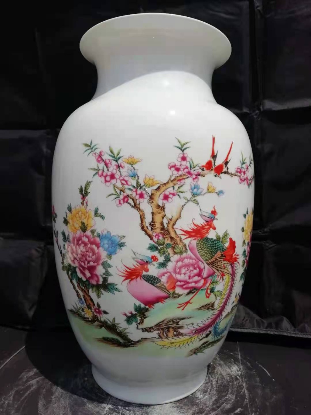 Jingdezhen Hand Color Vase about 40cm 1380 Degrees High Temperature Fired Porcelain Delicate Wedding Gift