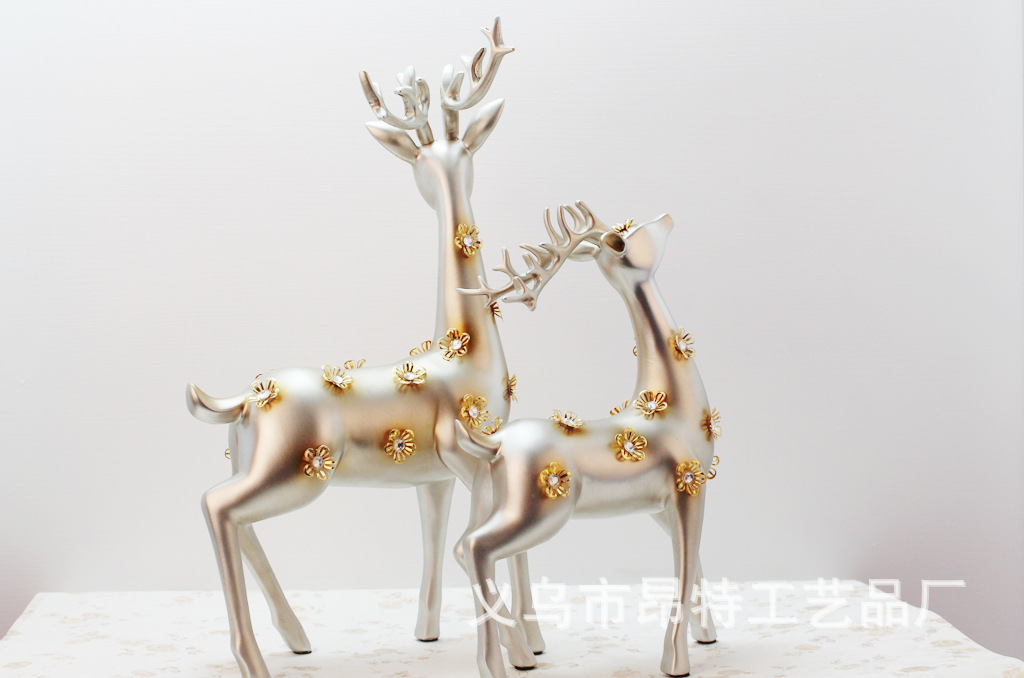 Resin Crafts Sika Deer Home Decorations Living Room Wine Cabinet Decoration Wedding Gifts Gifts Resin Crafts Sika Deer Home Decorations Living Room Wine Cabinet Decoration Wedding Gifts Gifts