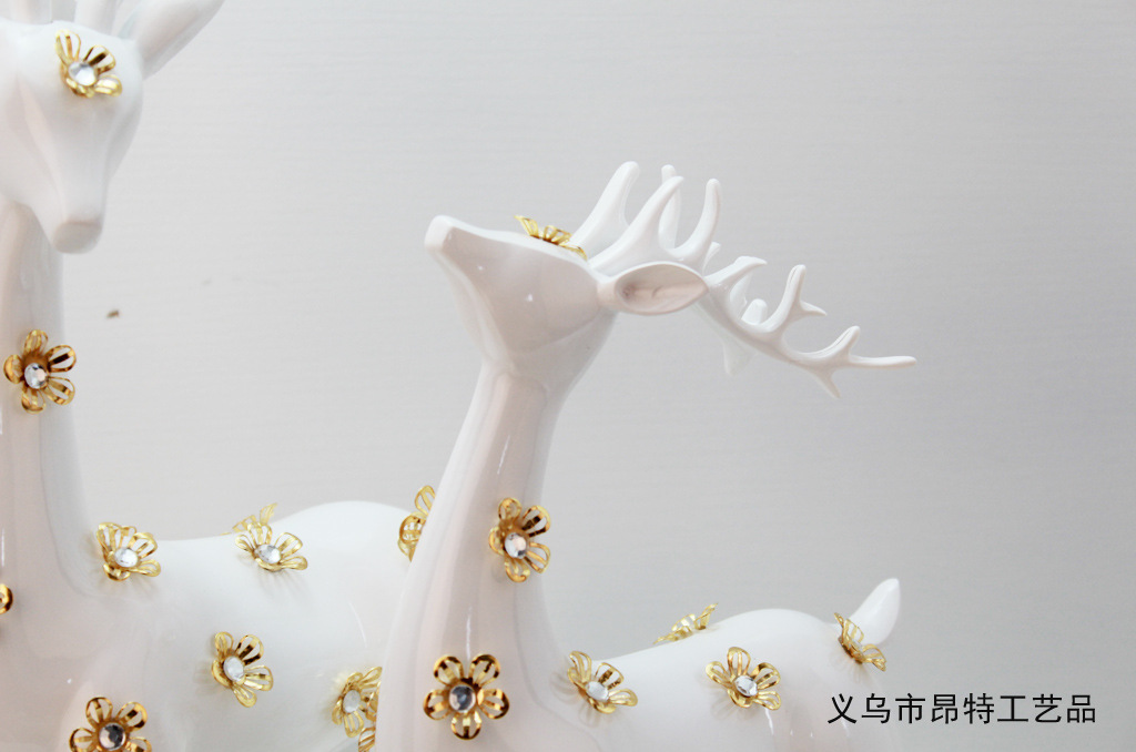 Resin Crafts Sika Deer Home Decorations Living Room Wine Cabinet Decoration Wedding Gifts Gifts Resin Crafts Sika Deer Home Decorations Living Room Wine Cabinet Decoration Wedding Gifts Gifts
