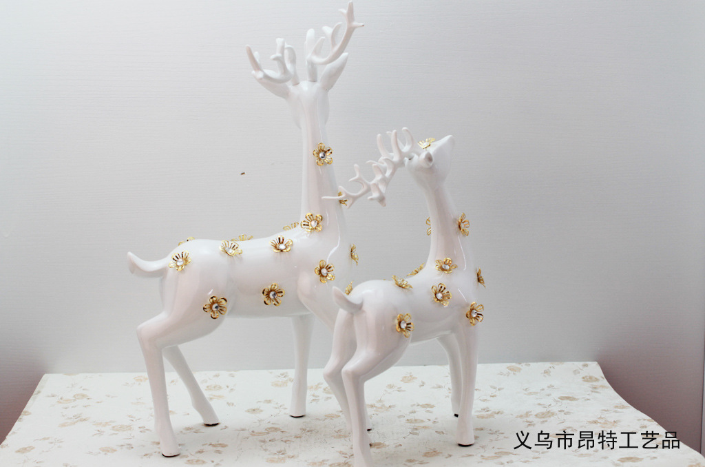 Resin Crafts Sika Deer Home Decorations Living Room Wine Cabinet Decoration Wedding Gifts Gifts Resin Crafts Sika Deer Home Decorations Living Room Wine Cabinet Decoration Wedding Gifts Gifts