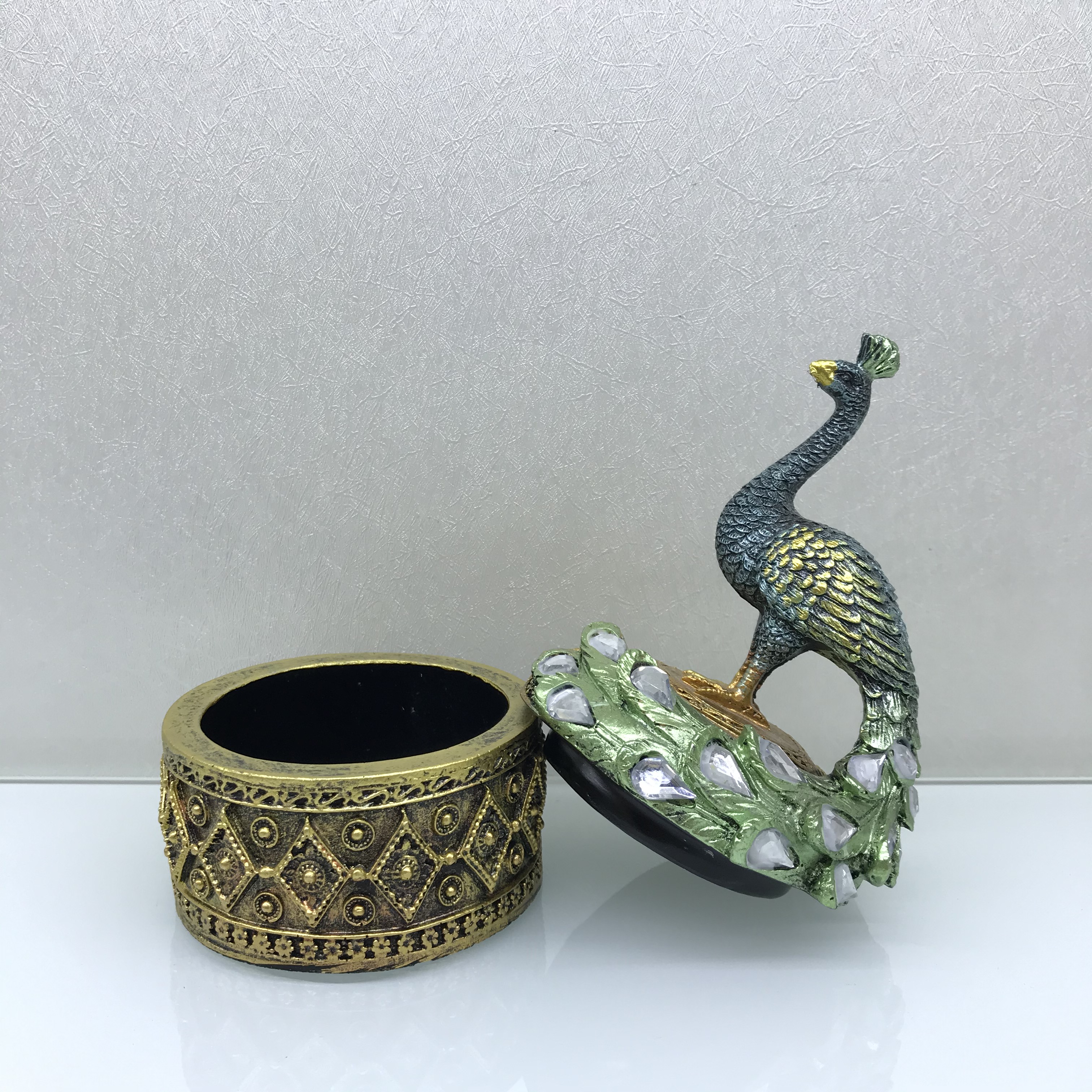 Resin Crafts Peacock Jewelry Box Domestic Ornaments Creative Couple Wedding Ceremony Products Wholesale Resin Crafts Peacock Jewelry Box Domestic Ornaments Creative Couple Wedding Ceremony Products Wholesale