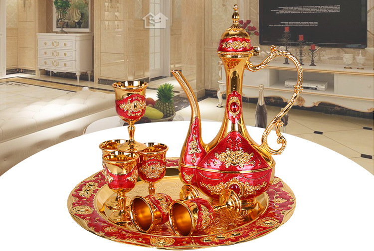 Wine Set Liquor Cup European Retro Creative Wedding Gift Metal Russian Wine Pot Home Ornaments Wine Set Liquor Cup European Retro Creative Wedding Gift Metal Russian Wine Pot Home Ornaments