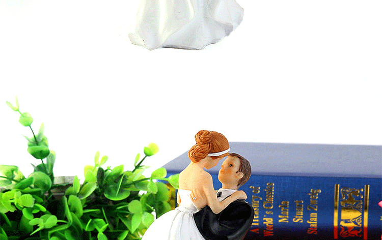 Hot European cake top decoration resin decoration cake resin crafts wedding supplies wholesale