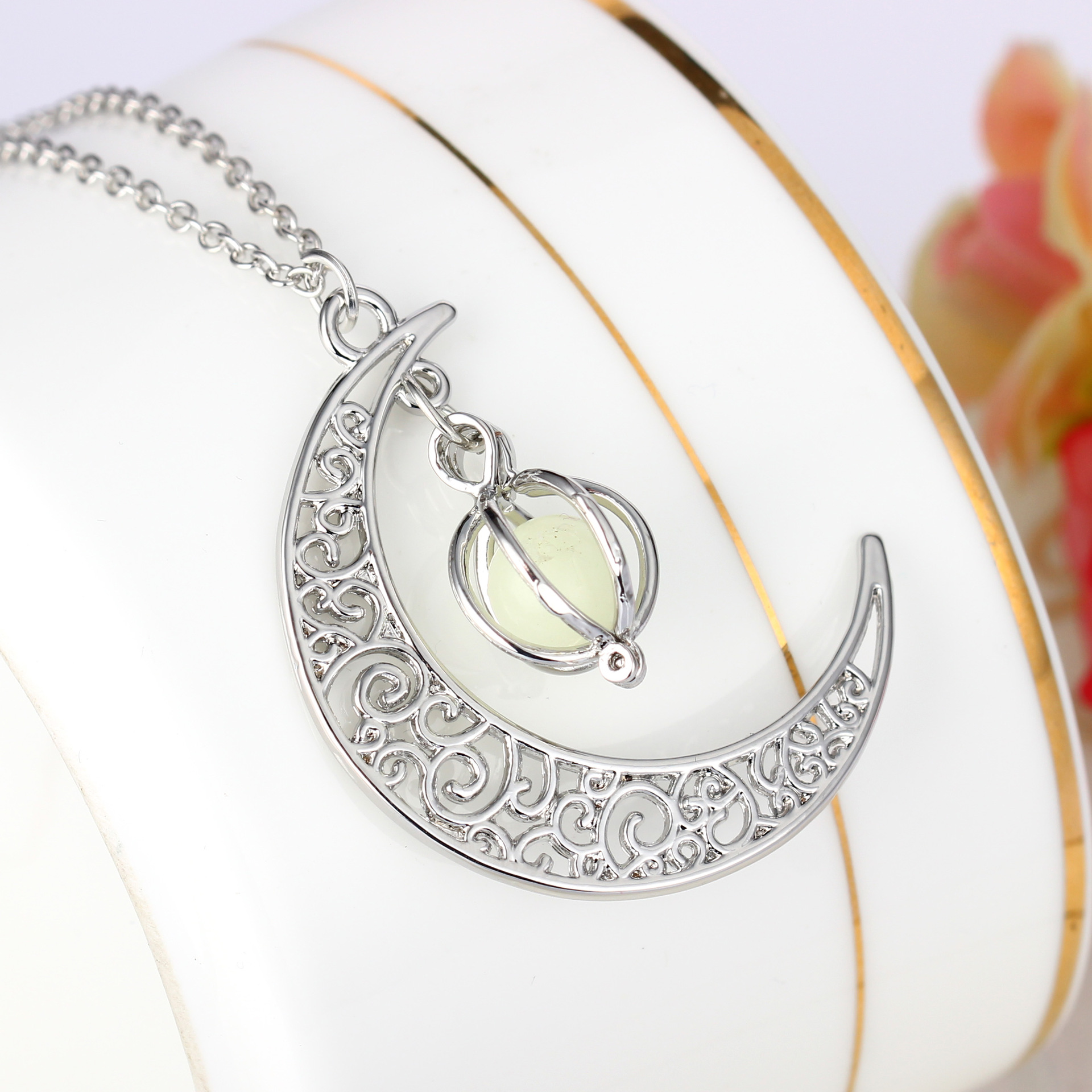Popular Luminous Moon Pumpkin Creative Pendant Luminous Female Necklace Christmas Halloween Gift Ornament
