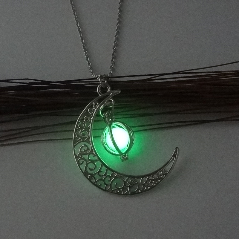 Popular Luminous Moon Pumpkin Creative Pendant Luminous Female Necklace Christmas Halloween Gift Ornament