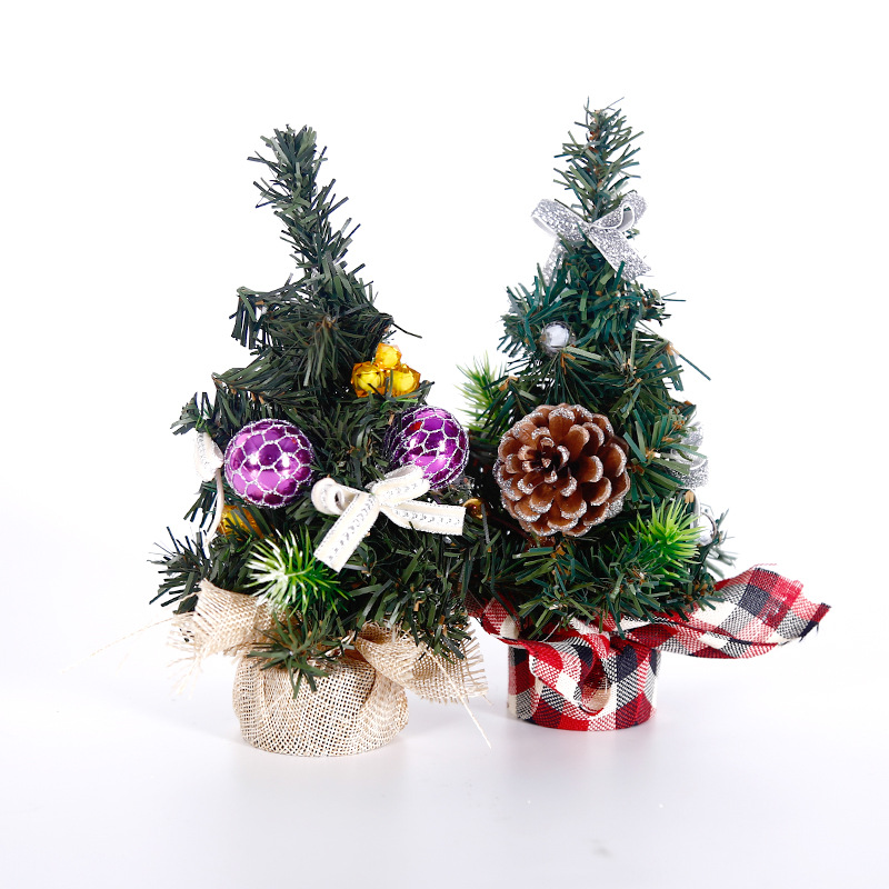 Mini Small Desktop Christmas Tree 20cm Holiday Family Dress up Atmosphere Decoration Christmas Decoration Gift