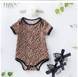 Christmas Snowflake Baby's Gown Set Cotton Long Sleeves 0-2 Years Old Baby Dress Wish Amazon Hot Selling Clothes Christmas Snowflake Baby's Gown Set Cotton Long Sleeves 0-2 Years Old Baby Dress Wish Amazon Hot Selling Clothes