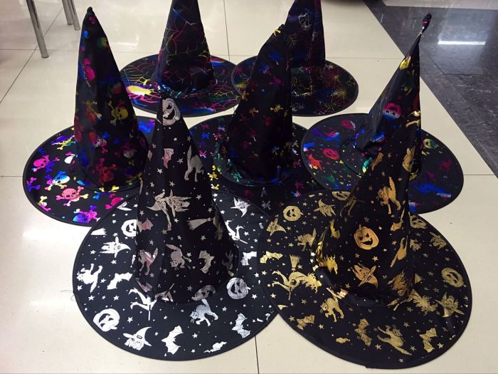 Double gold and silver hat costume party supplies Halloween supplies a variety of wizard hats witch hats Double gold and silver hat costume party supplies Halloween supplies a variety of wizard hats witch hats