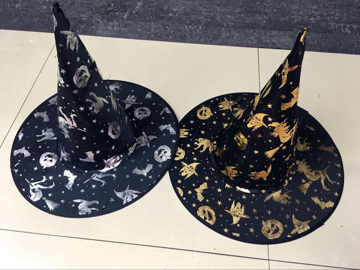 Double gold and silver hat costume party supplies Halloween supplies a variety of wizard hats witch hats Double gold and silver hat costume party supplies Halloween supplies a variety of wizard hats witch hats