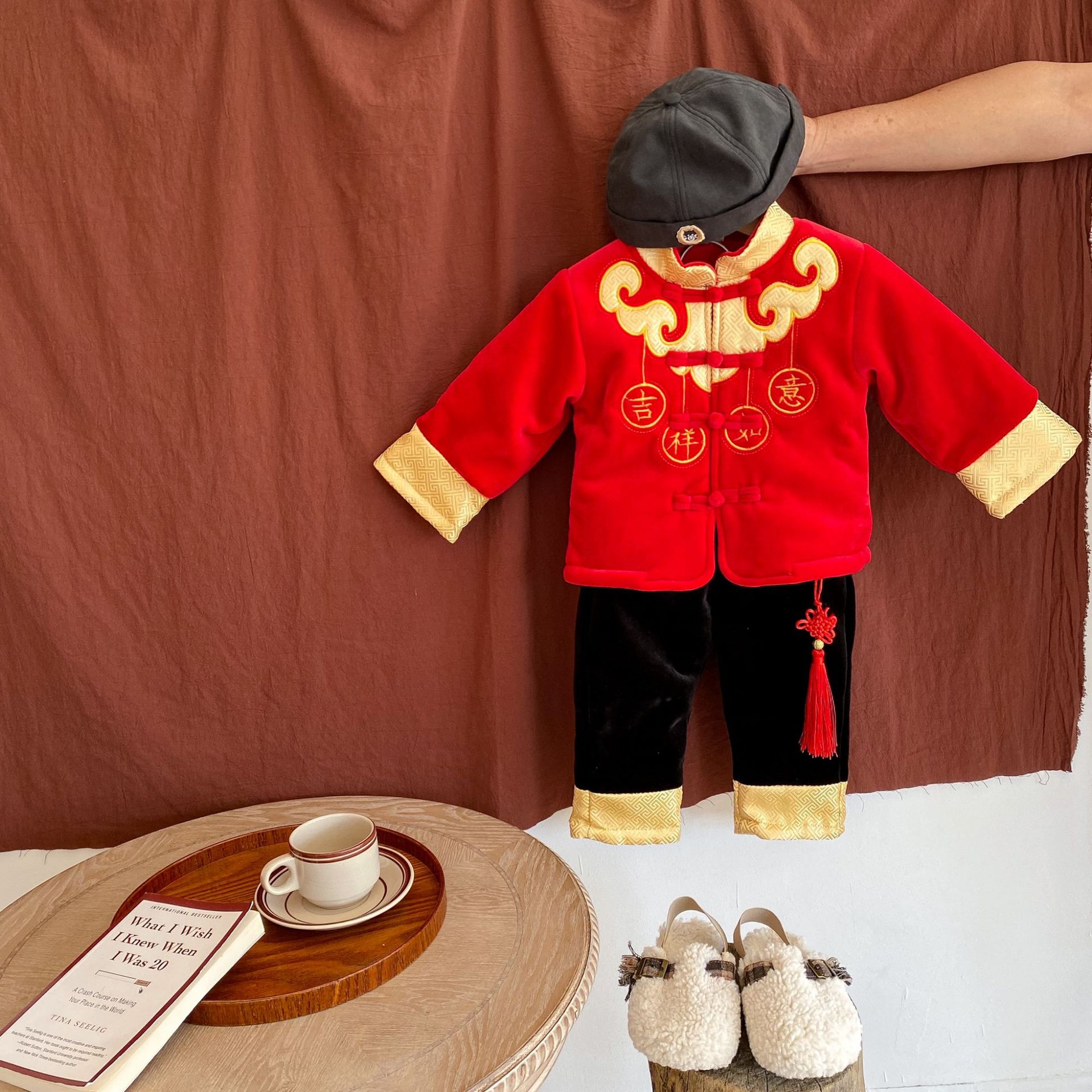Children's New Spring Festival Men's and Women's Baby plus Velvet Thickened Two-Piece Suit Elegant Chinese Style Satin Embroidery New Year New Year Clothes Children's New Spring Festival Men's and Women's Baby plus Velvet Thickened Two-Piece Suit Elegant Chinese Style Satin Embroidery New Year New Year Clothes