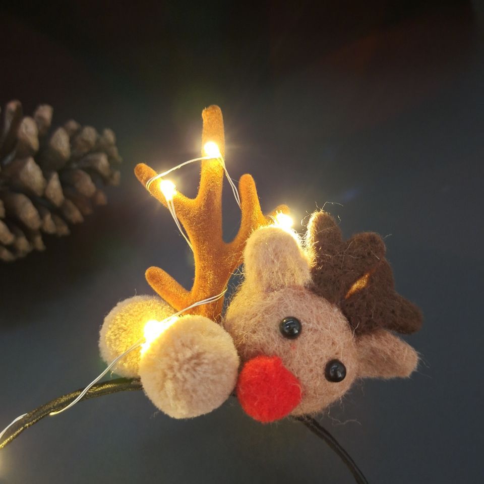 Luminous Antlers Headband Cross-Border New Arrival Christmas Headband Elk Berry Cat Ears Headdress Factory Wholesale